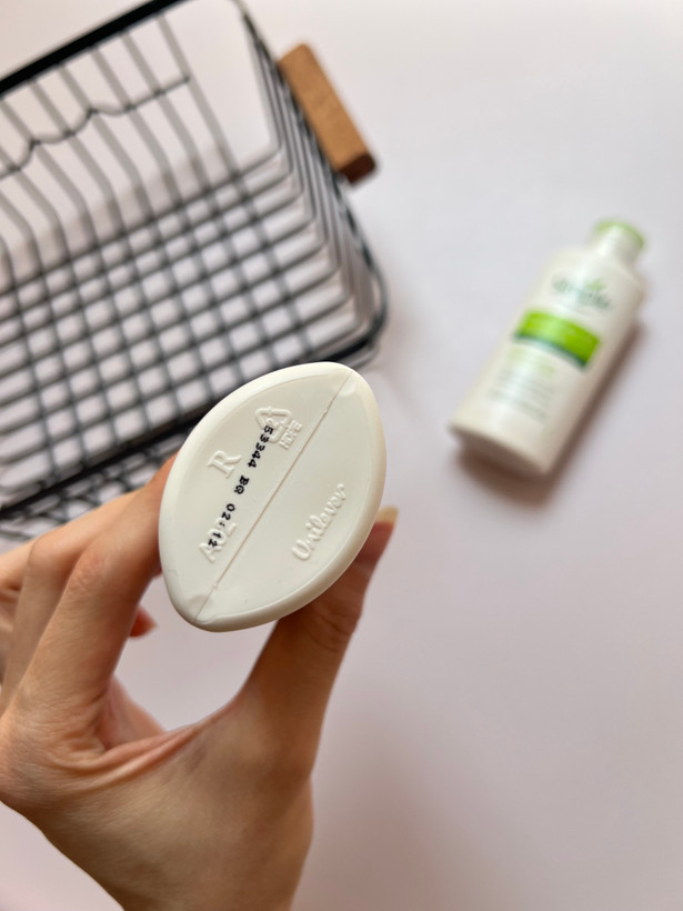 آبرسان و مرطوب کننده سیمپل Simple Hydrating Moisturizer در دو مدل لایت (Light) و ریچ (Rich) حجم 125 میل