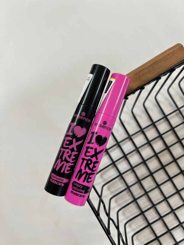 ریمل حجم دهنده مشکی اسنس مدل I Love Extreme Volume
