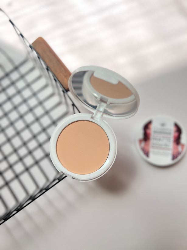 بی بی پنکک گابرینی (Gabrini BB Matte Powder) | پوشش مات و طبیعی با پد مخصوص