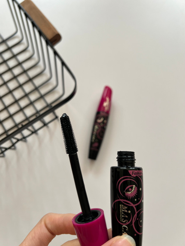 ریمل کمس ماسکارا KEMS MASCARA | بلندکننده و حجمدهنده مژه